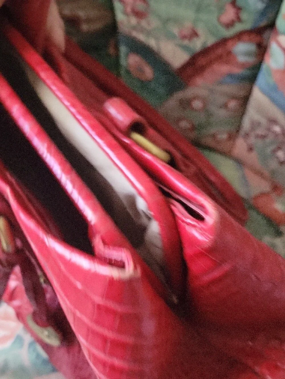 Red Croc-Embossed Tote Bag - Women